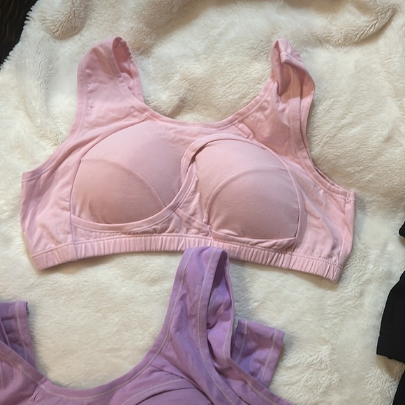 8 Unbranded internet “4XL” bras - runs very, very small - Picture 5 of 16